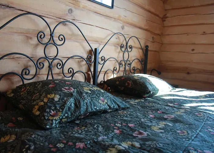 Dundaga Axe & Archery Guesthouse